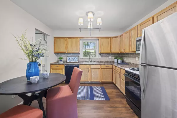 2904 Flora DR, Columbia, MO 65202