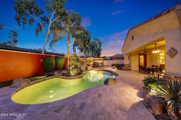 21064 W PROSPECTOR Way, Buckeye, AZ 85396