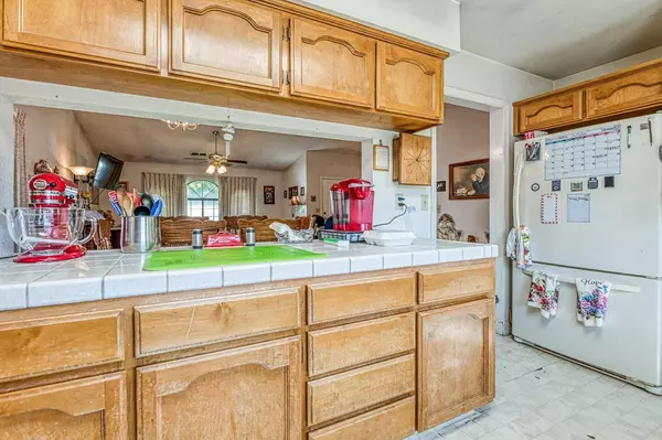 3653 W Robinson Avenue, Fresno, CA 93722