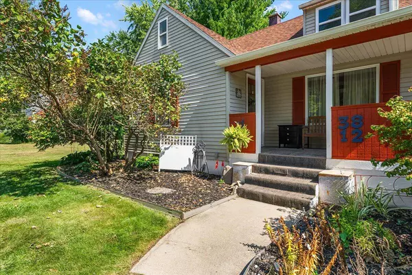 3812 Miramar NE Avenue, Grand Rapids, MI 49525