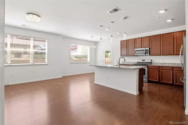 4569 Copeland LOOP #102, Highlands Ranch, CO 80126