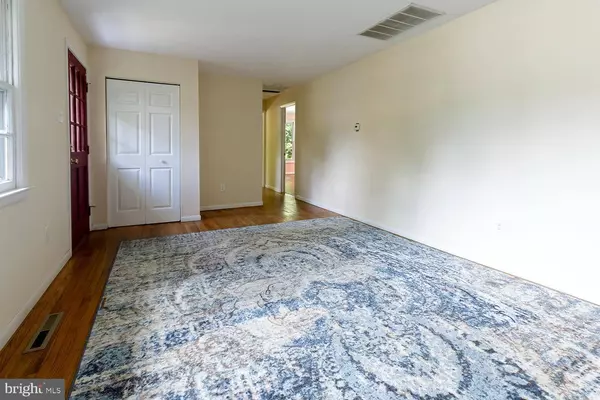 74 SENECA TRL, Medford Lakes, NJ 08055