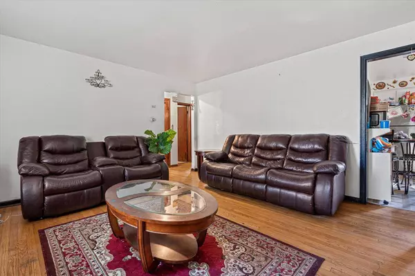 7901 W Villard AVENUE #7903, Milwaukee, WI 53218