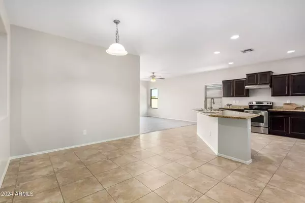 5620 W EUCLID Avenue, Laveen, AZ 85339