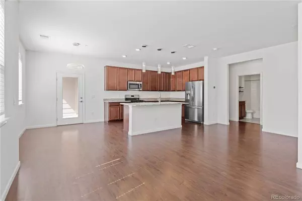 4569 Copeland LOOP #102, Highlands Ranch, CO 80126