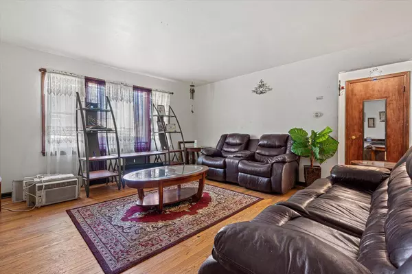 7901 W Villard AVENUE #7903, Milwaukee, WI 53218