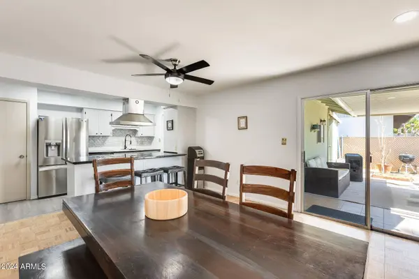 4315 W CHOLLA Street, Glendale, AZ 85304