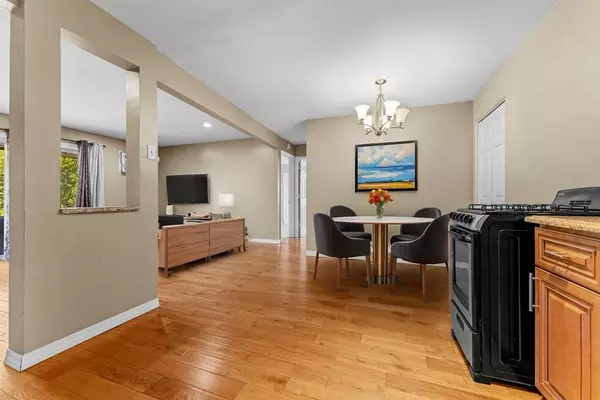 12715 La Crosse AVE #303, Alsip, IL 60803