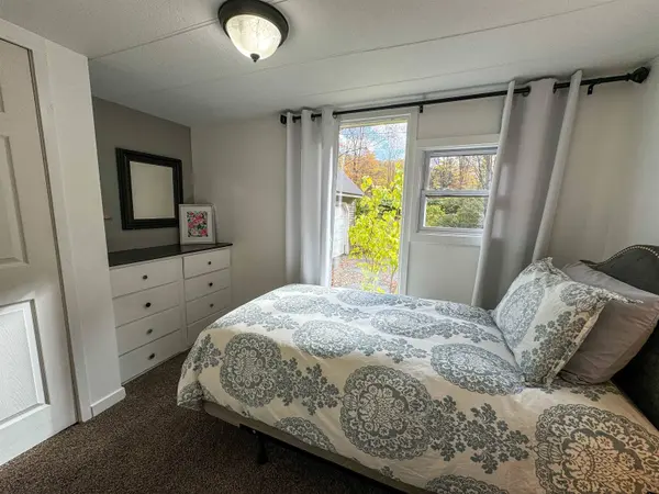 143 Route 100 South, Ludlow, VT 05149