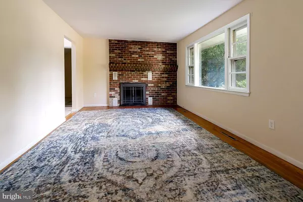 74 SENECA TRL, Medford Lakes, NJ 08055