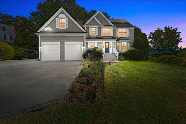 5 Spring House LN, Cumberland, RI 02864