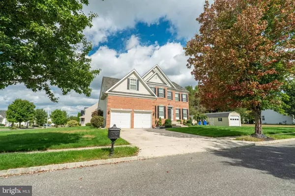 2 DAYLE DR, Millville, NJ 08332