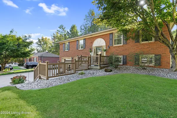 4618 Vinita WAY, Louisville, KY 40272