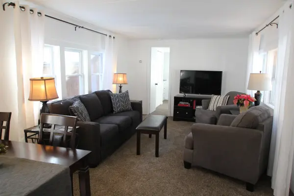 143 Route 100 South, Ludlow, VT 05149