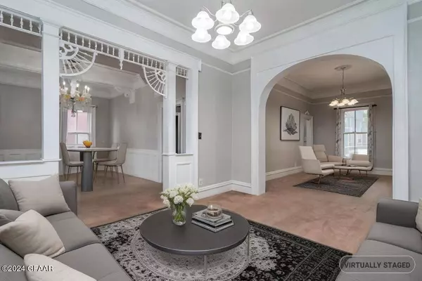 601 5TH ST S, Grand Forks, ND 58201