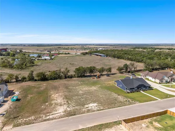 28 Pareya Circle, West, TX 76691