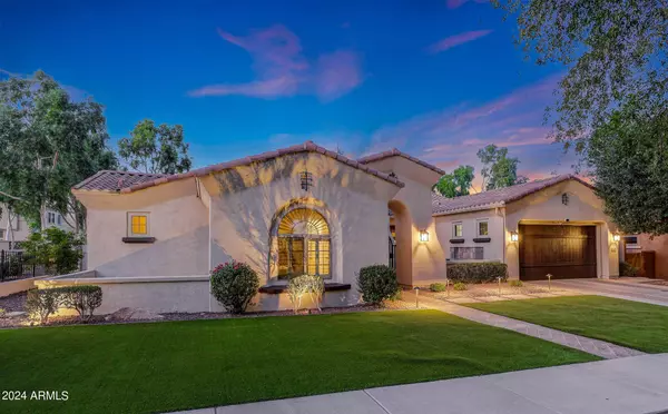 21064 W PROSPECTOR Way, Buckeye, AZ 85396