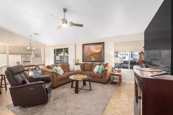 6216 E PORTIA Street, Mesa, AZ 85215