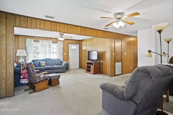 14165 NW 2nd AVE, Bristol, FL 32321