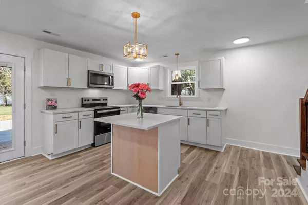 202 Ross ST, China Grove, NC 28023