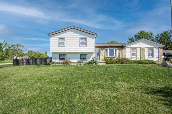 172 Valhalla Dr, Eaton, OH 45320