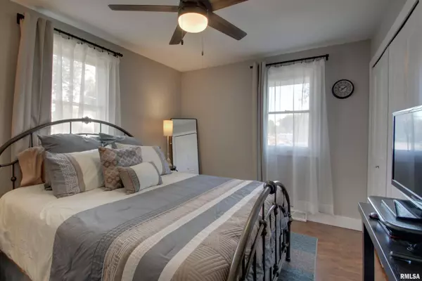 1222 S 19TH ST, Quincy, IL 62301