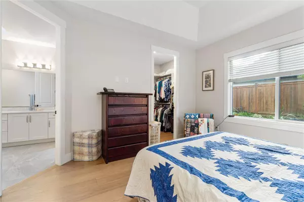 1036 Brookfield Cres, Parksville, BC V9P 0E3