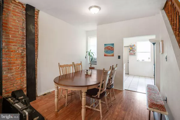 1546 S TAYLOR ST, Philadelphia, PA 19146