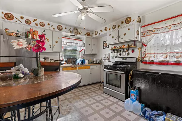 7901 W Villard AVENUE #7903, Milwaukee, WI 53218