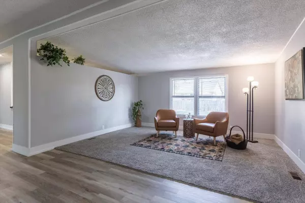 2519 S 17TH ST, Council Bluffs, IA 51503