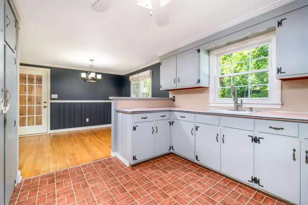 271 Bridgeview Place, Stratford, CT 06614