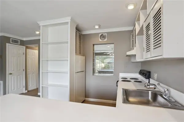 801 HENRY CLAY AVE #204, New Orleans, LA 70118