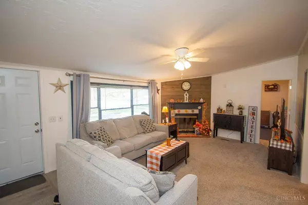 7174 Woodland Trl, Paint Twp, OH 45133