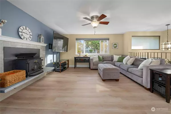 1615 Lafayette S, Tacoma, WA 98444