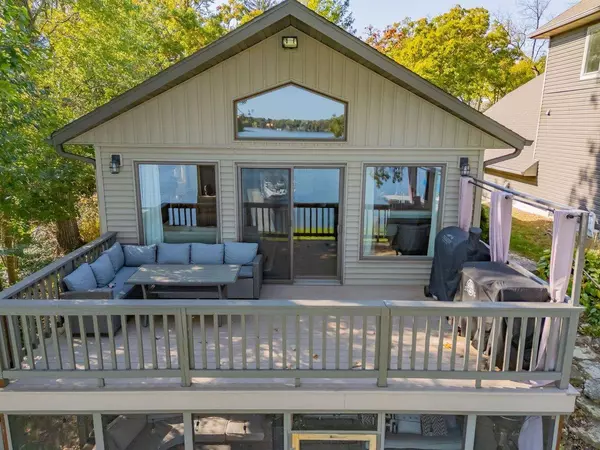 N4134 Sleepy Hollow Road, Cambridge, WI 53523