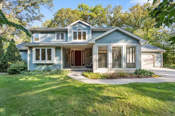 3742 Sunny Wood Drive, Deforest, WI 53532