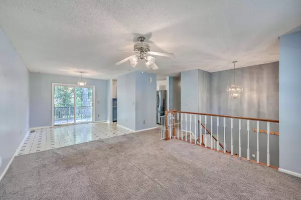 242 Apache Dr, Summerville, SC 29483