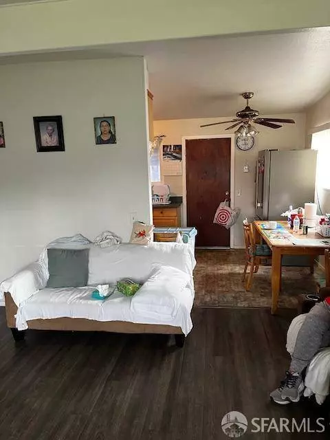 1127 Newbridge ST, East Palo Alto, CA 94303