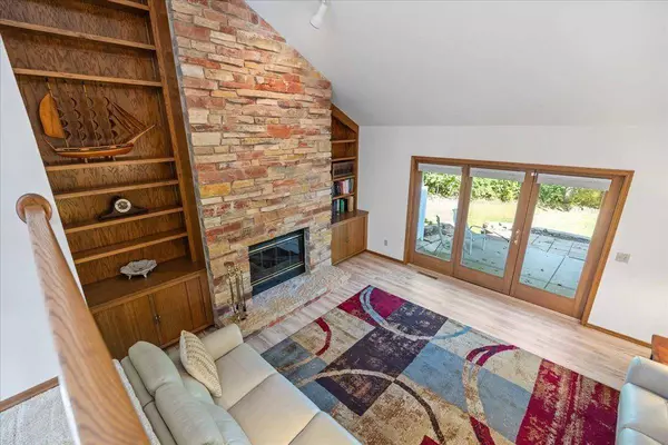 3742 Sunny Wood Drive, Deforest, WI 53532
