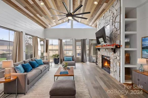 17727 Caldwell Track DR, Cornelius, NC 28031