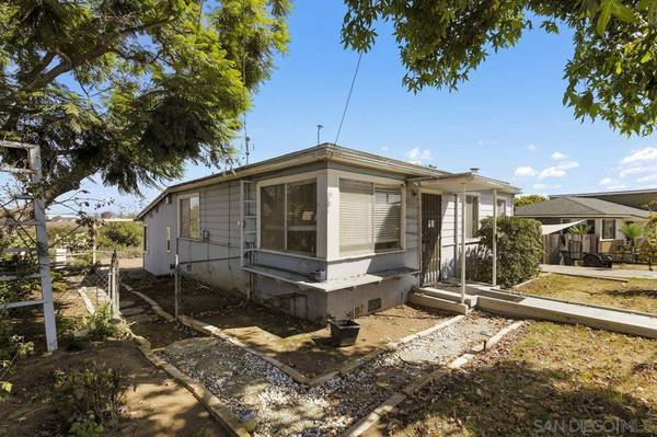 3057 Ulric St, San Diego, CA 92111