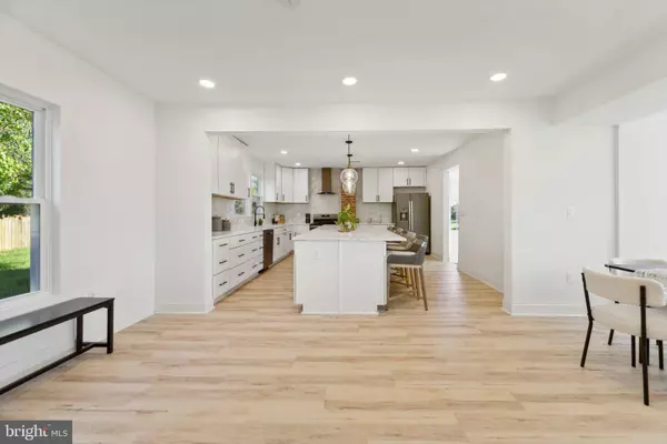 12122 MITCHELL RD, Mitchells, VA 22729