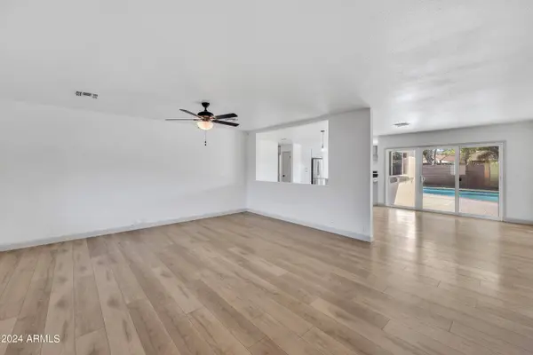 2663 W KILAREA Avenue, Mesa, AZ 85202