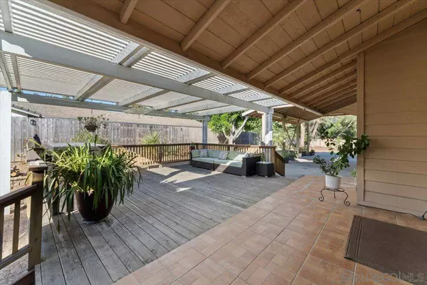 1522 Ranchwood Ln, Fallbrook, CA 92028