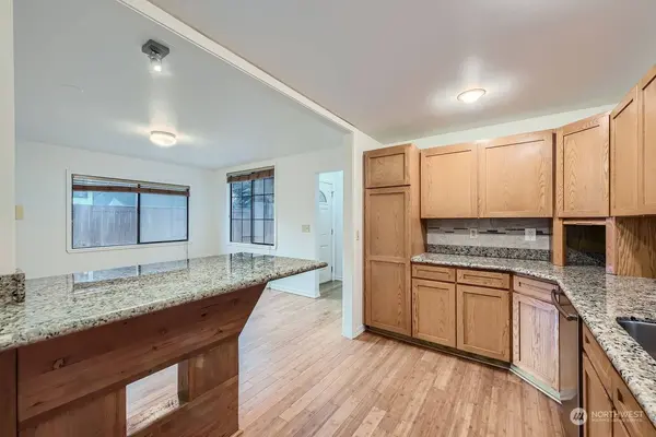 240 15th ST SE, Auburn, WA 98002