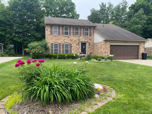 22081 SHADYBROOK Drive, Novi, MI 48375