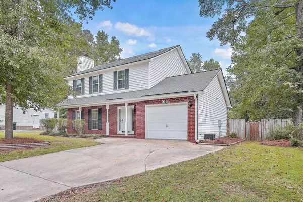 313 Camelot Dr, Goose Creek, SC 29445