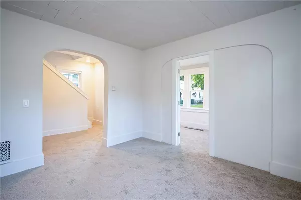 191 Michigan ST, Rochester, NY 14606