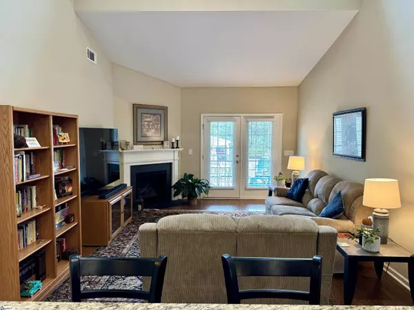 184 Shady Grove Drive, Simpsonville, SC 29681