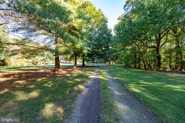 5367 WINDSOR DR, King George, VA 22485